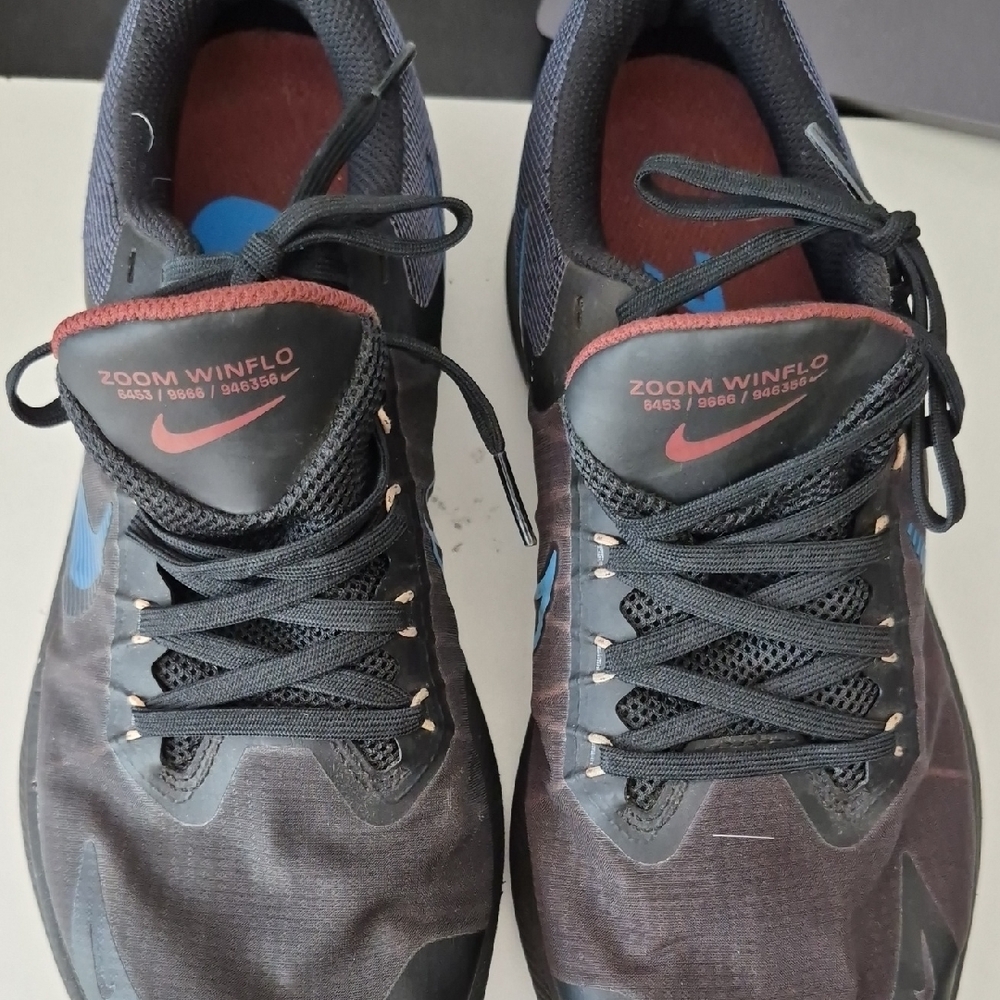 Nike Zoom Air Winflo  - Black Thunder Blue  8.5, 2021 Model.